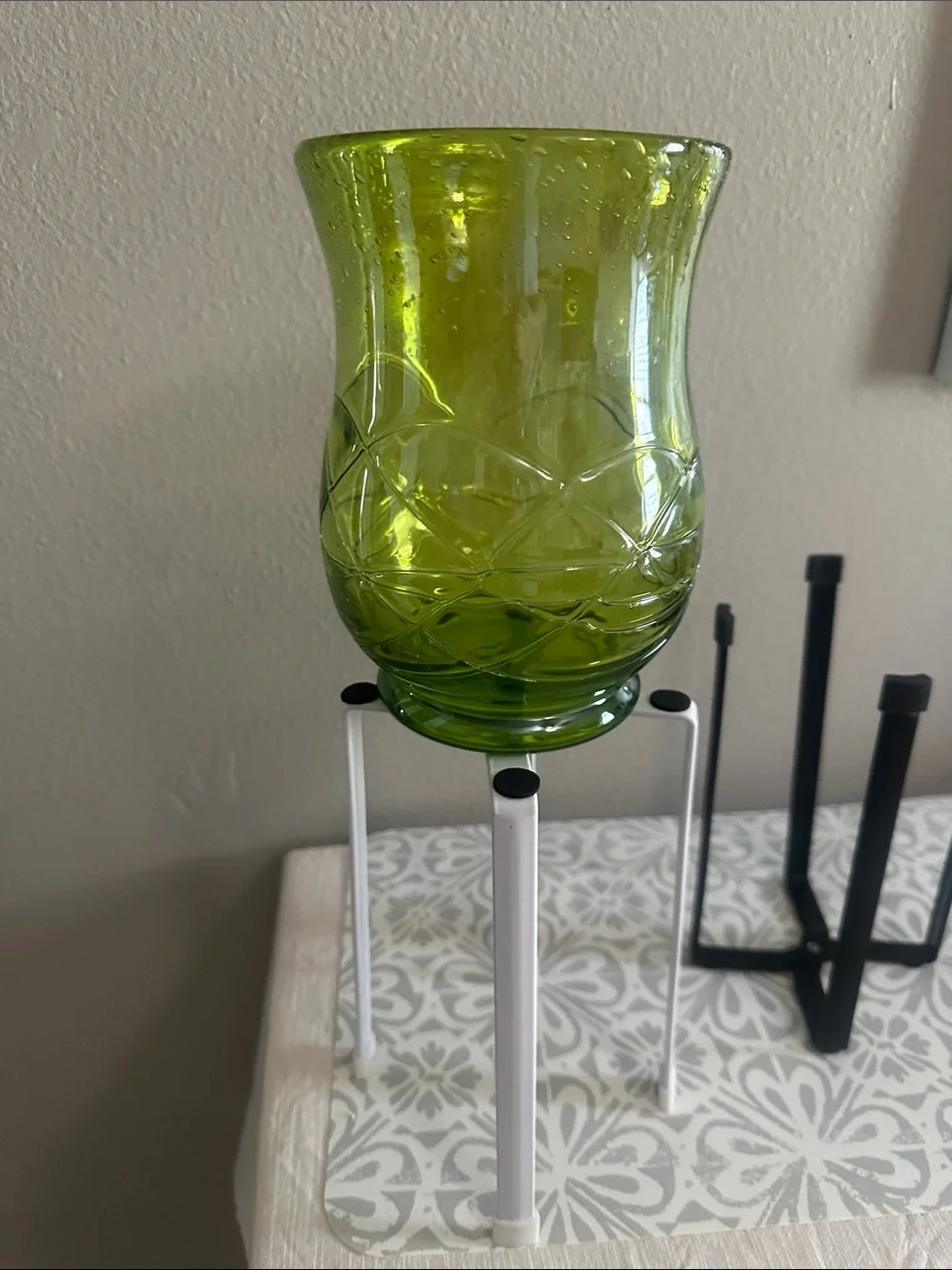2 Universal Adjustable Plant Stand/Vase holders New